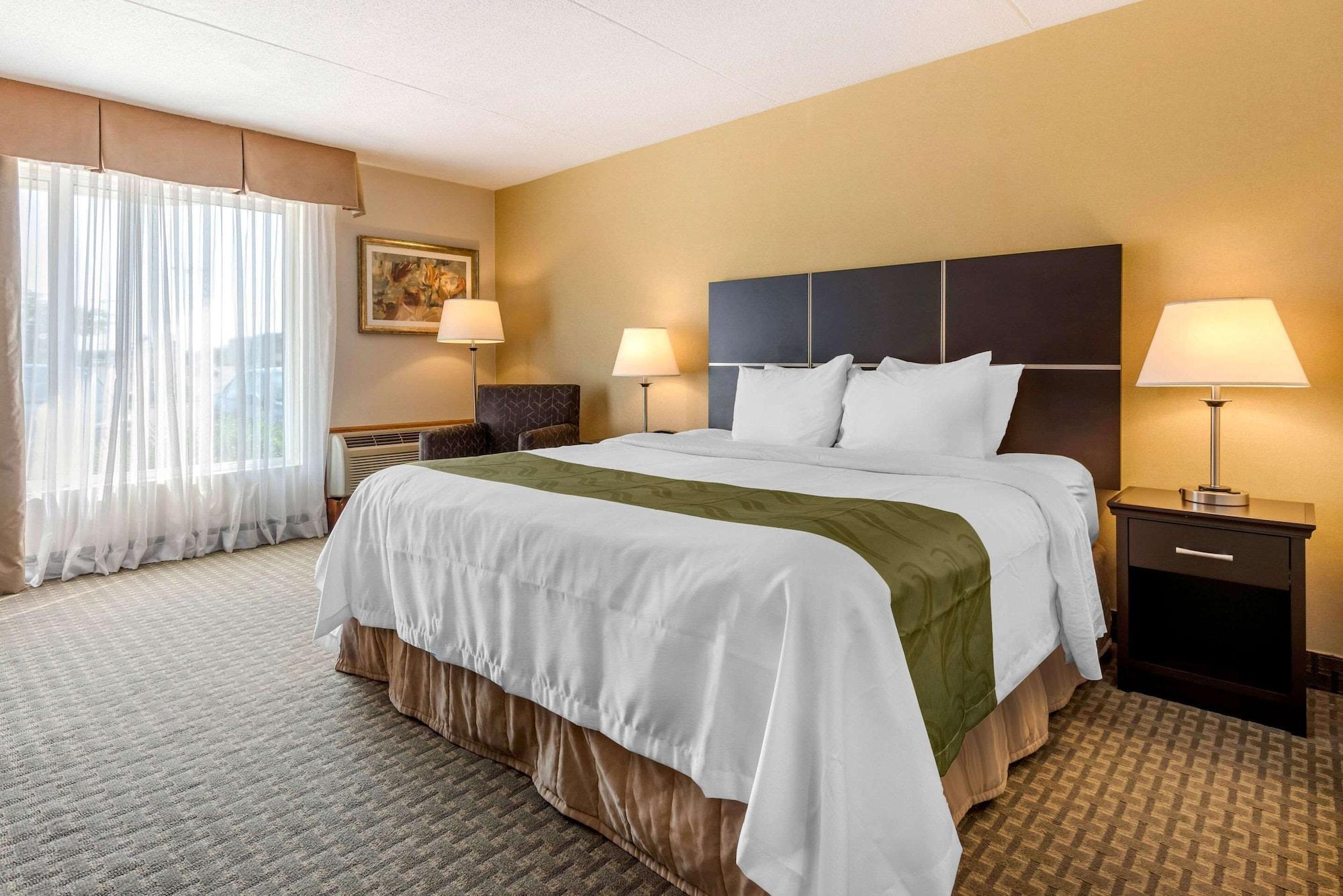 Quality Inn & Suites Brampton Kültér fotó