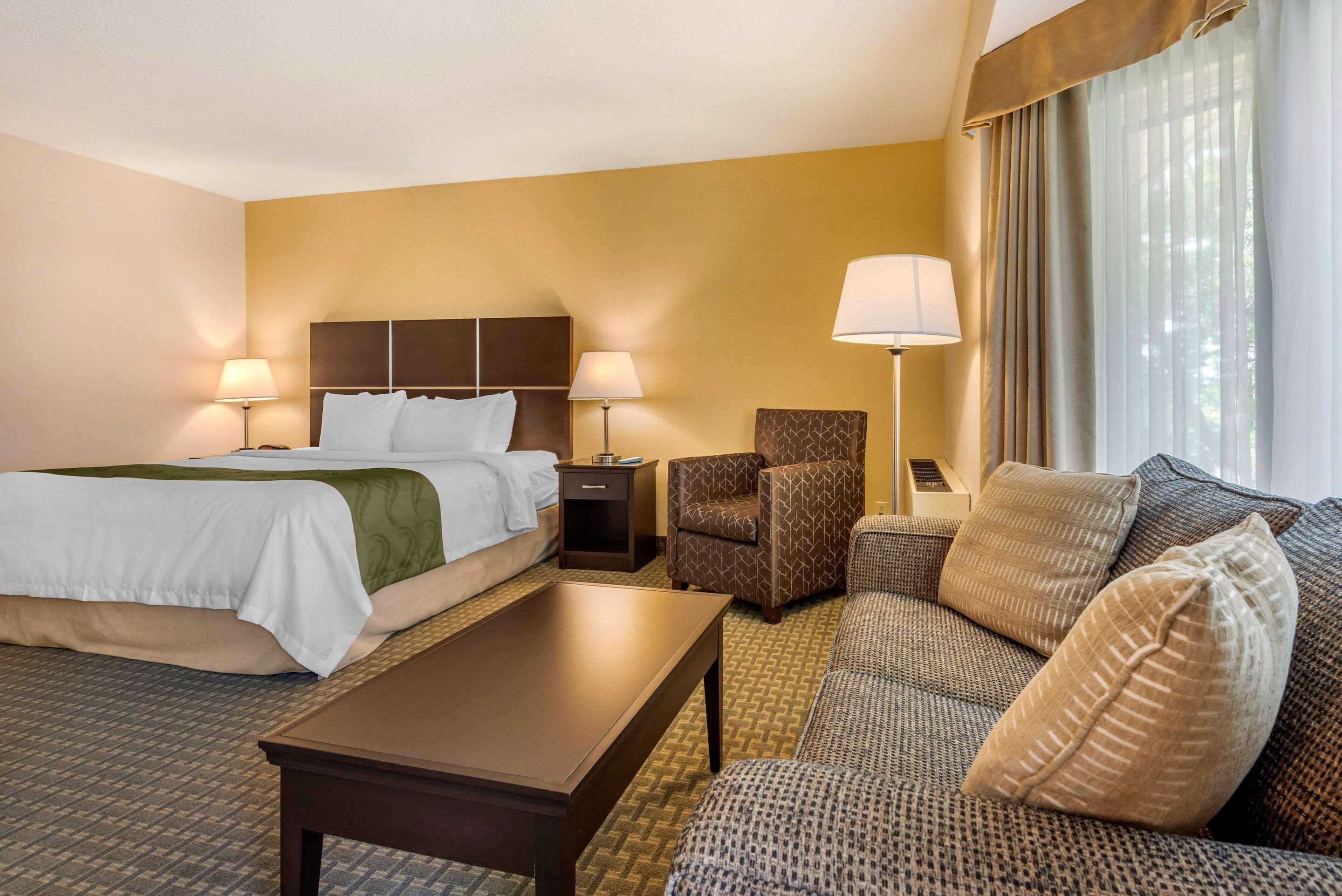 Quality Inn & Suites Brampton Kültér fotó