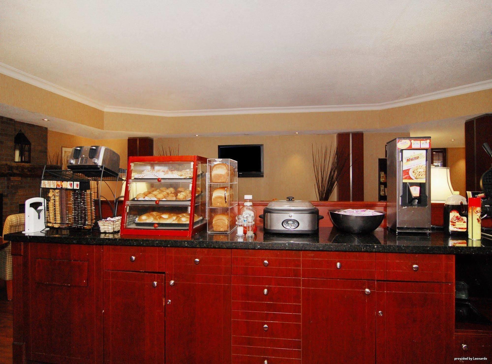 Quality Inn & Suites Brampton Kültér fotó